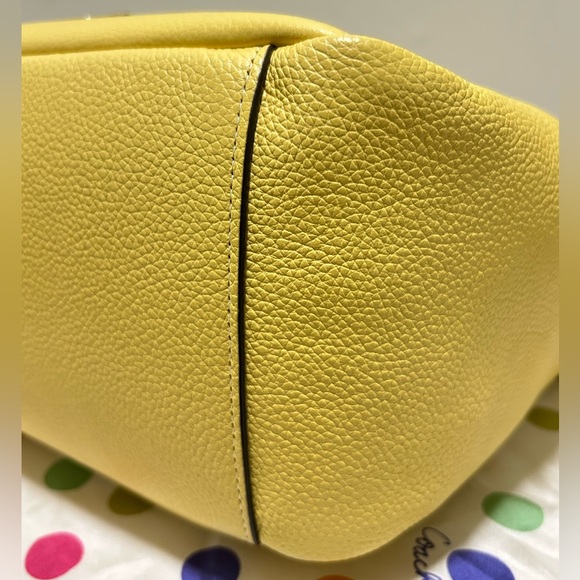 COACH Hadley Pebble Leather Turnlock Tote in Yellow - Picture 8 of 12